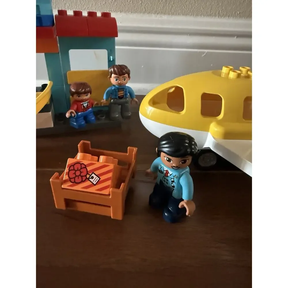 Lego Duplo 10871 Airport Tower & Airplane RETIRED Building Blocks & Bricks Set